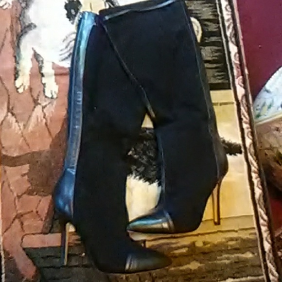 Boots - Picture 2 of 6